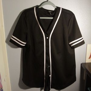 Forever 21 Men’s Baseball Jersey